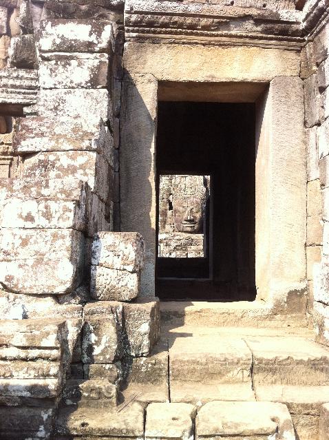 bayon2.jpg